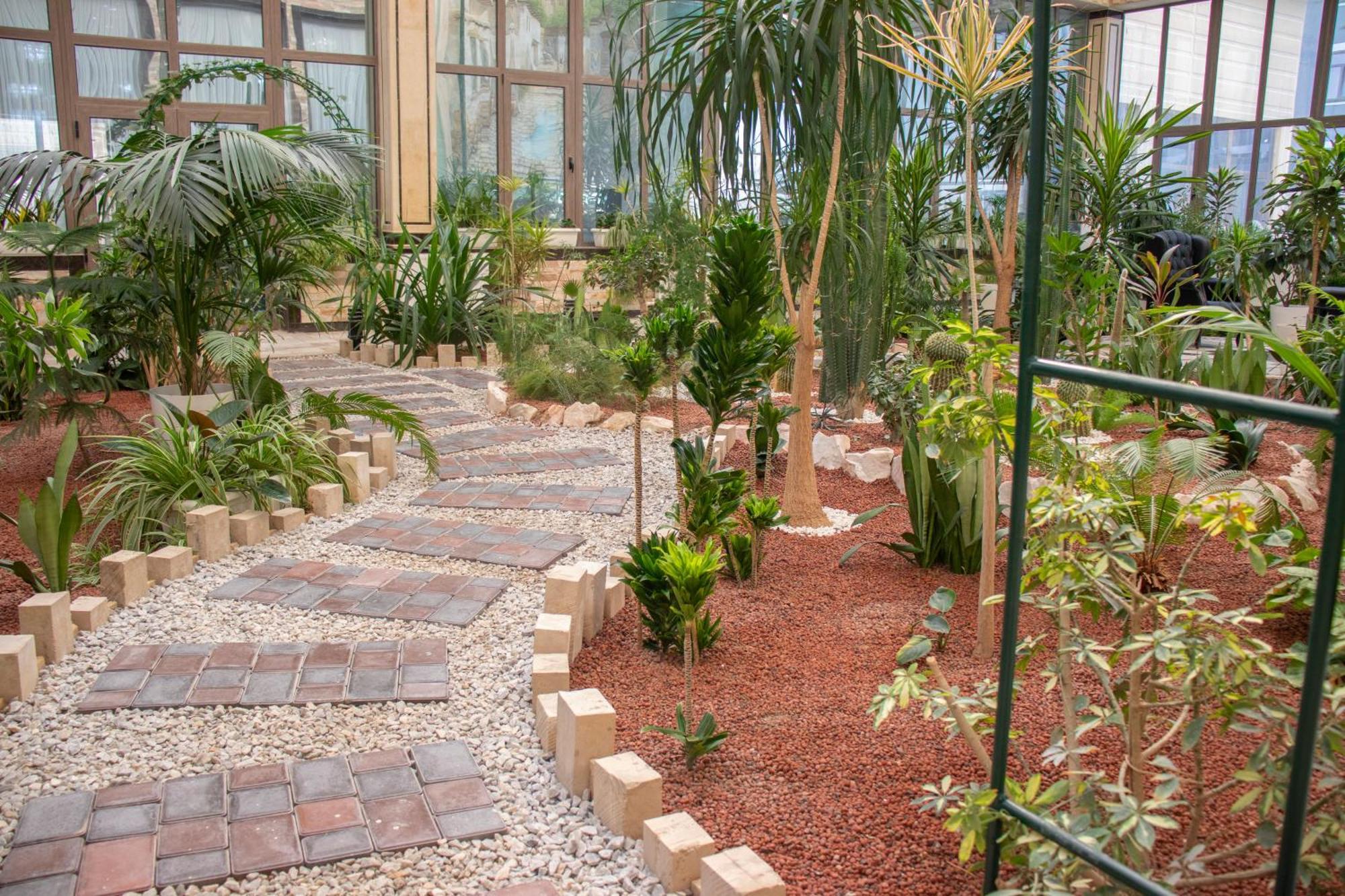 ホテル Garden Plaza ブハラ エクステリア 写真